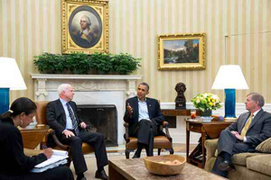 President Barack Obama meets with Senators John McCain and Lindsey Graham in the Oval Office to discuss Syria, Sept. 2, 2013