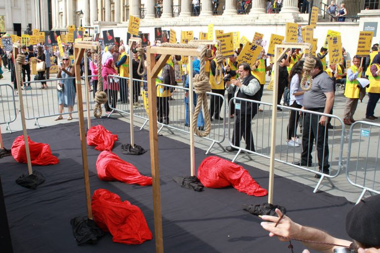 London Protest Calls for Justice Over Iranian Massacre