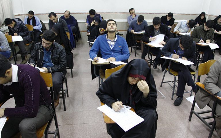 Graduates in Iran to Expect High Unemployment