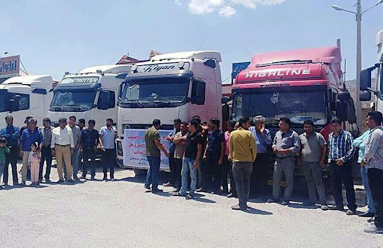 Iranian truck drivers continue to protest against their worsening situation