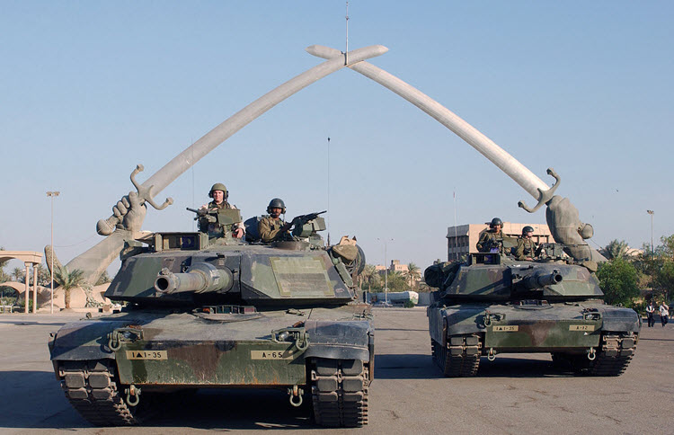 US-tanks-baghdad-2003