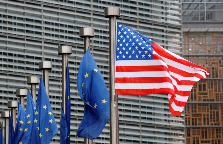 EU should follow the US on Iran sanctions