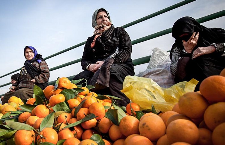 Iran female street vendors 