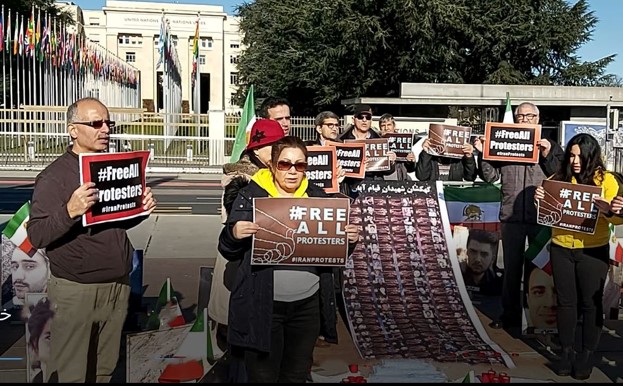 Iranians in Geneva protest human rights violations in Iran