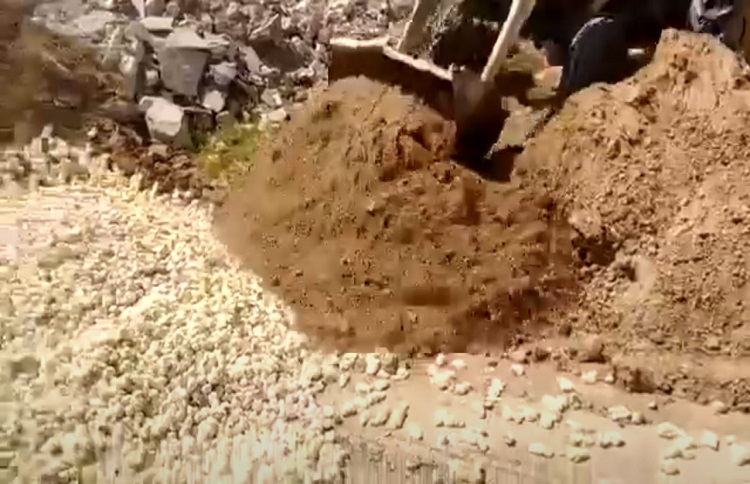 Iran : Pourquoi le régime a enterré vivant 16 millions de poussins ?