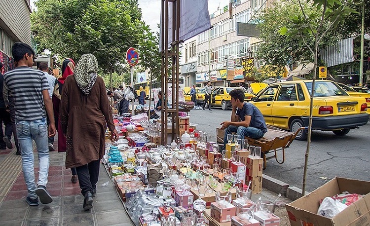 Iran’s street vendors are among the most vulnerable people in the coronavirus crisis