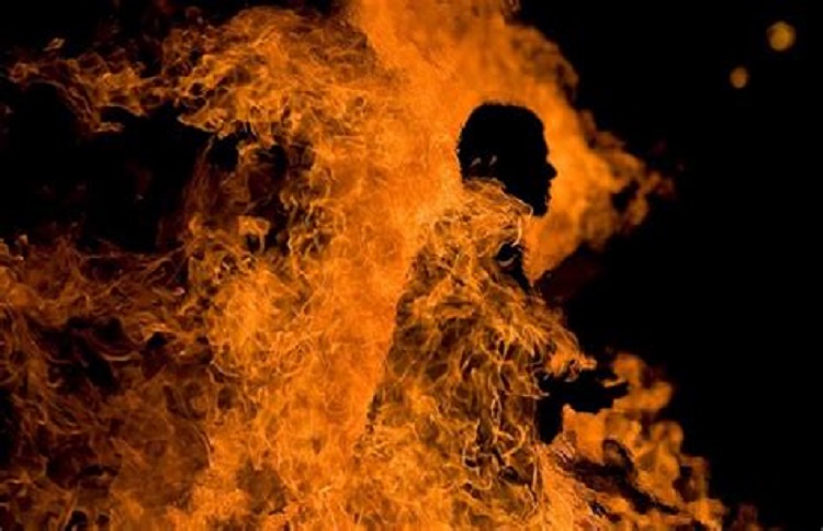 Iran self-immolation
