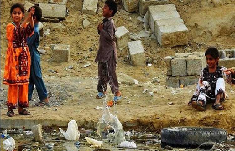 Marginalized children in Chabahar, Iran