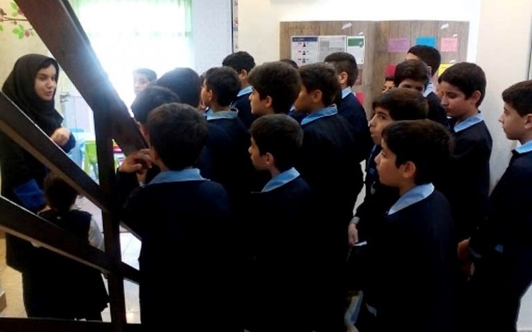 Average GPA of Iranian High School Seniors Drops to 10.89/20