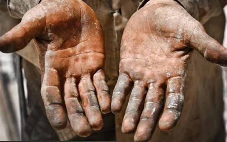 Iranian officials brag about remote and semi-remote education while many citizens, particularly working-class people, cannot afford online-classes' expenditures