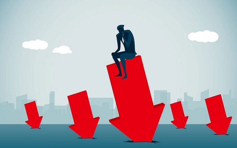 Iran Media Admits Cause to Economic Crisis