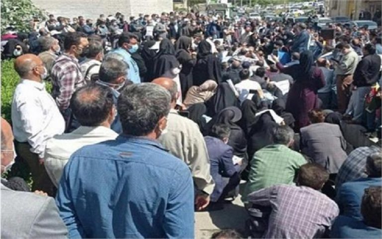 Iran’s retirees protesting their bad situation