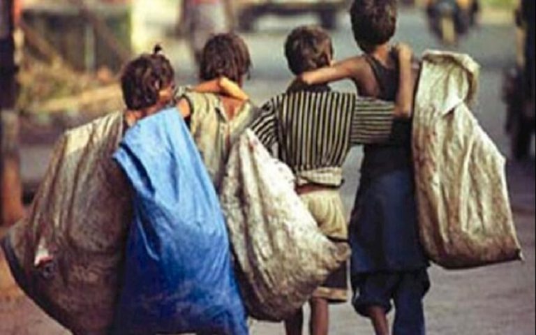 Poor and homeless children in Iran