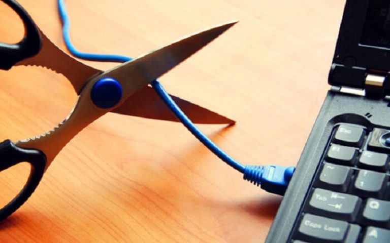 Iran’s Regime Throttles Internet Access Amid Rising Protests