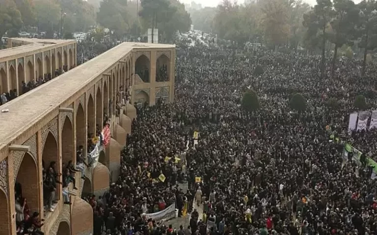 Iran Government’s Serious and Incurable Crises