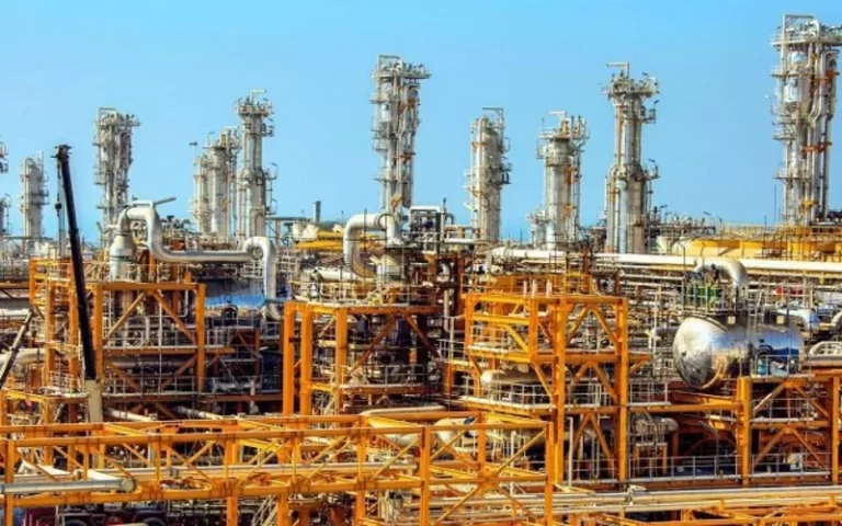 Iran Regime’s Secret Oil Contracts With Devastating Impact on the Next Generation