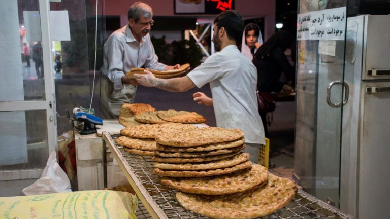 Iran’s Bakers Face A Sharp Decrease In Flour Rations