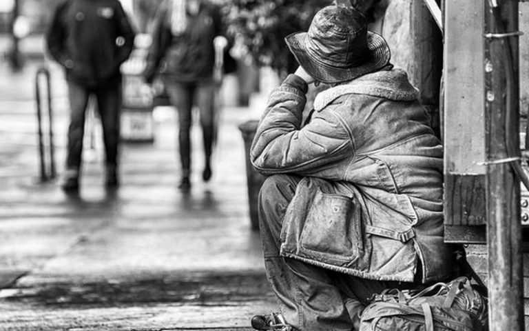 Iran’s Poverty Line Soars, Sending More People Into Misery