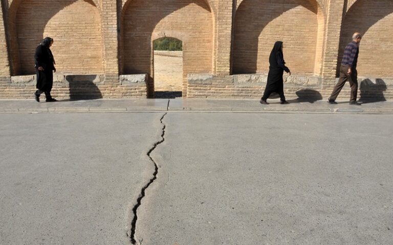 Subsidence in Iran - Isfahan