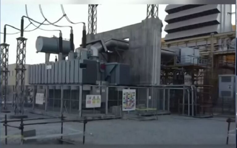 Summer, Heat, and Power Outages in Iran; Government Asks People to "Save" Without Explanation