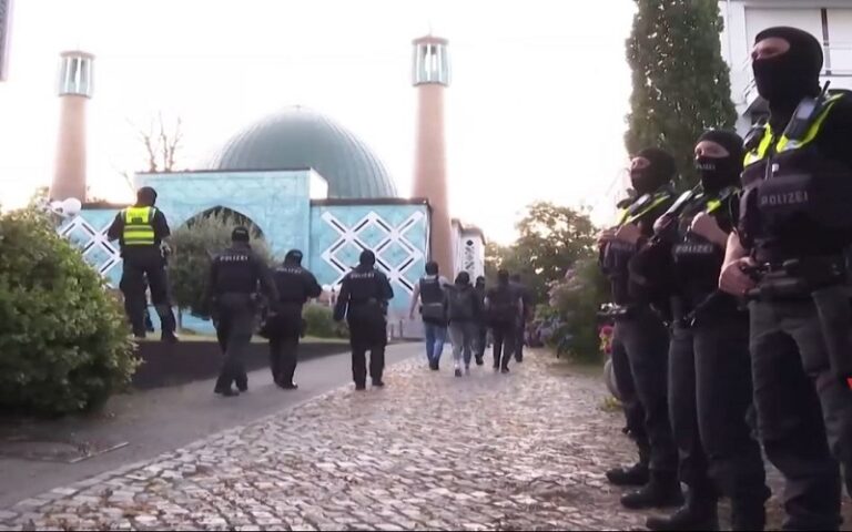 Director of Iran-Backed Islamic Center of Hamburg Ordered to Leave Germany