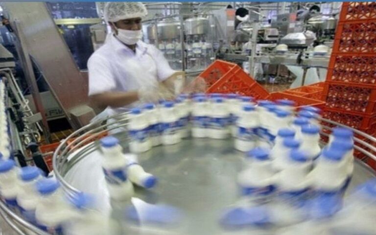 Iran: In Five Months, Raw Milk Prices Have Risen by What Would Normally Take Fifty Years