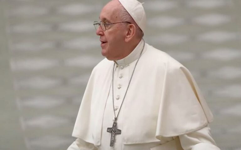 Pope Francis Offers Condolences for Deaths of Tabas Mine Workers in Iran