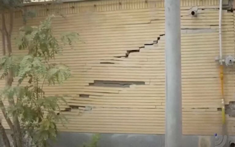 Iran 150 Schools in Isfahan Province Affected by Subsidence; 42 Evacuated  