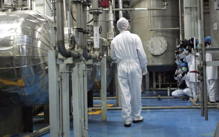 Egyptian Officials Hold Phone Talks with Iran and IAEA to Mediate