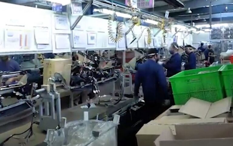 Low Wages Fail to Attract Workers; Labor Shortage Crisis in Iran
