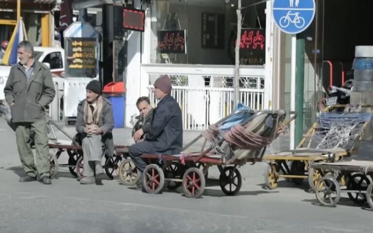 Surging Inflation in the New Iranian Year