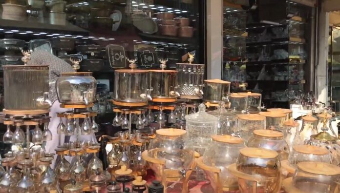 The Prevalence of Smuggled Goods in Iran’s Market