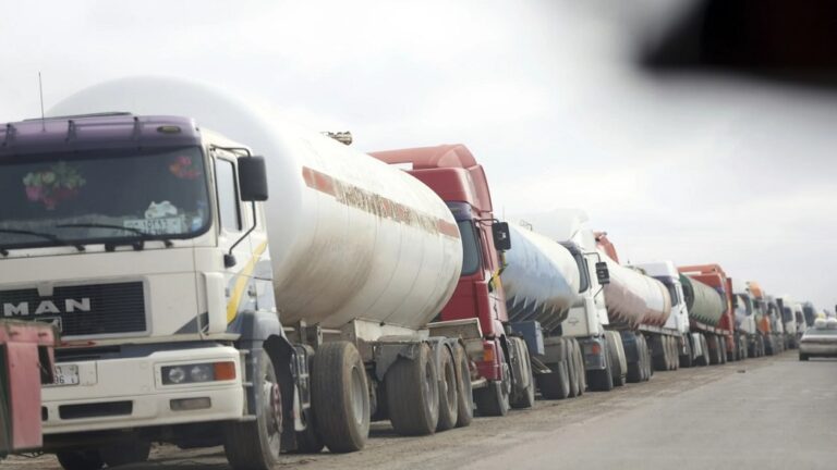 Truckers’ Strike Spreads to 125 Cities Across Iran