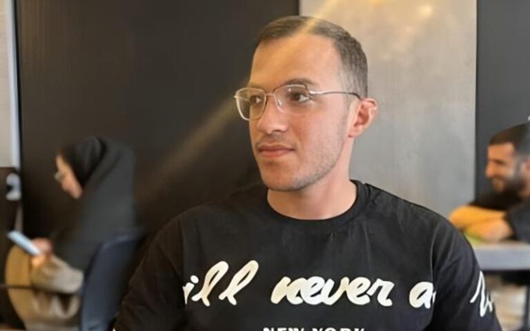 Iranian Student Ahmad Baledi Dies from Self-Immolation in Protest of His Stall’s Demolition by Regime Authorities