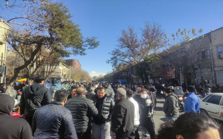 Protests in Iran Spread to More Sectors and Cities on the Third Day