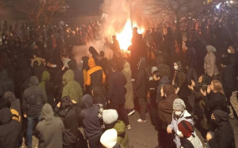 Mass Arrests After Protests in Iran, the Naked Repression of Khamenei’s Rule