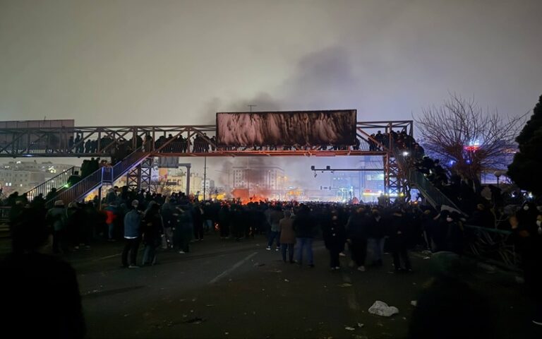 Iran Uprising Enters Day 13 as Protests Persist Amid Live Fire and Internet Blackout