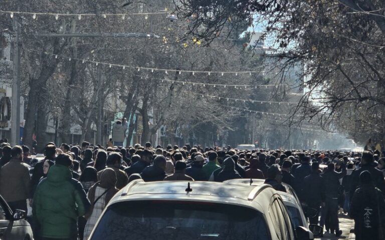 Nationwide Protests in Iran Enter Eleventh Day as Strikes and Clashes Intensify