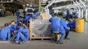 Mass Worker Layoffs in Iran’s Industries Under the Shadow of War