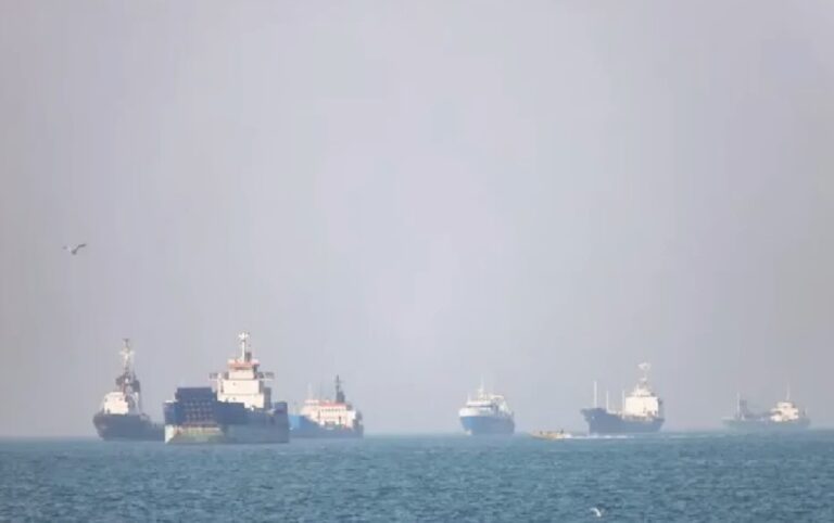Tehran Responds to U.S. Proposal After Trump’s Threat