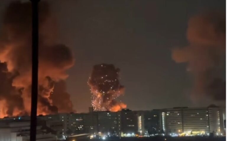 Third Round of U.S. Strikes Against Iran’s Regime After IRGC Closes Strait of Hormuz