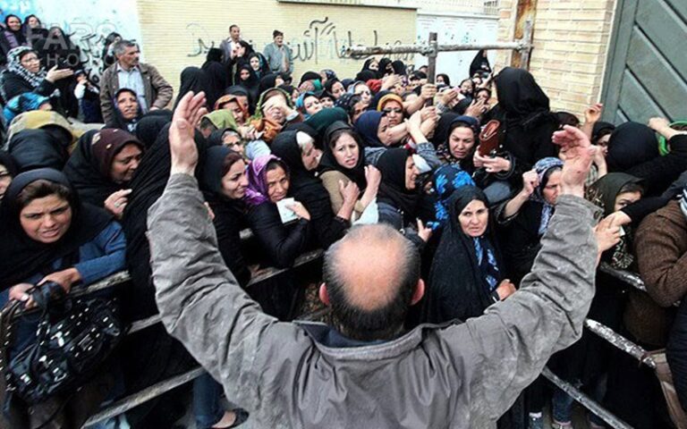 Iran’s Regime Cuts Food Voucher Benefits Under ‘Overseas Resident’ Label