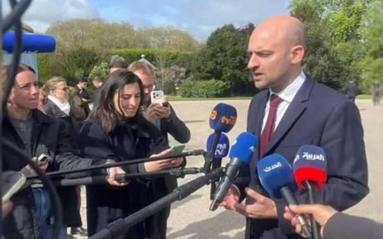 Tensions Rise Between France and Iran’s Regime